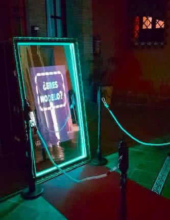 Opinión sobre Espejo Mágico para empresas en Barcelona y Tarragona